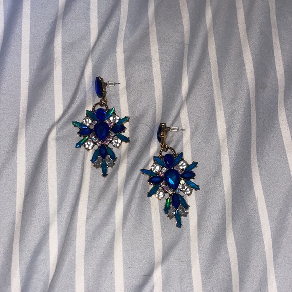 Gorgeous rhinestone earrings - Picture 4 of 6